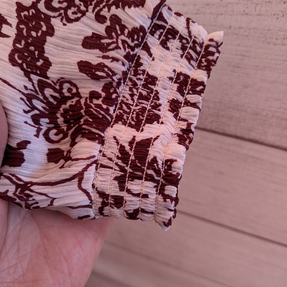 Lucky Brand Top size Large, white and red floral - Picture 12 of 14